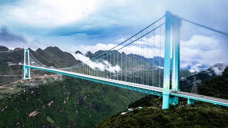 National Day Tribute | LEICE Successfully Completes Construction Support Mission for Huajiang Canyon Bridge