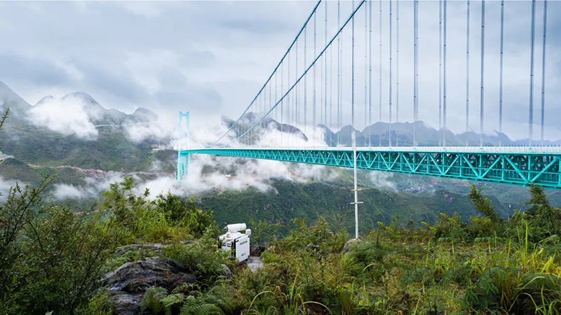 National Day Tribute | LEICE Successfully Completes Construction Support Mission for Huajiang Canyon Bridge